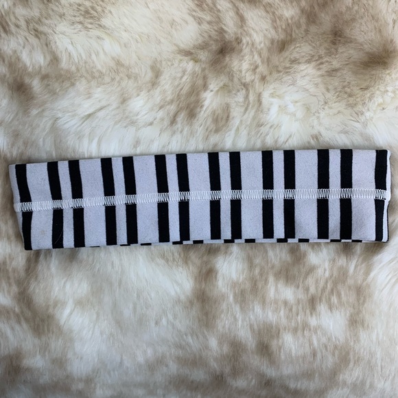 lululemon Black & White Striped Headband - Picture 2 of 3
